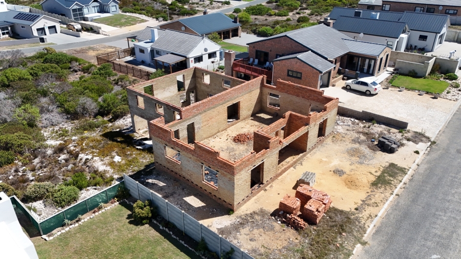 6 Bedroom Property for Sale in Struisbaai Western Cape